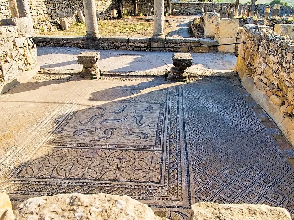 Volubilis and Moulay Idriss tour scene 3